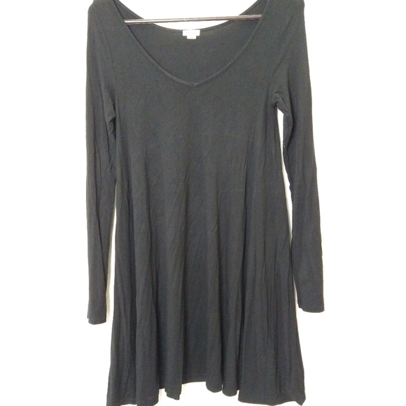 Garage Long Sleeve V Neck Dress - Picture 5 of 9